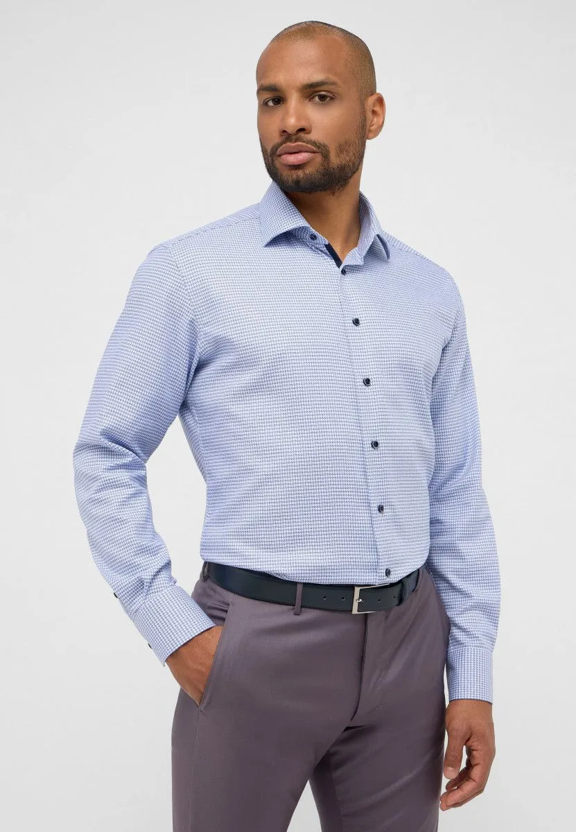 Blå strykefri skjorte eterna modern fit