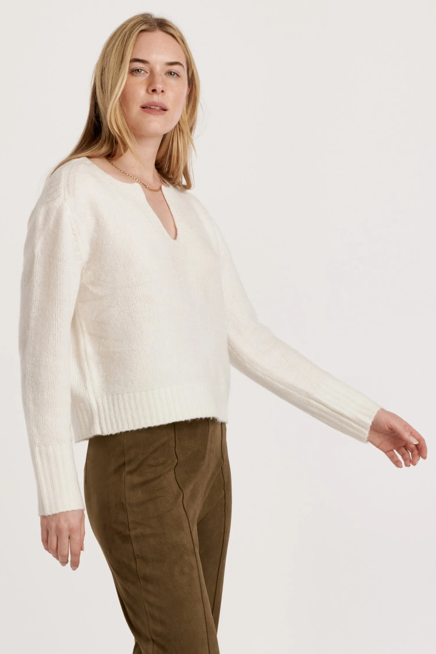 CORALINE SWEATER COZY CREAM