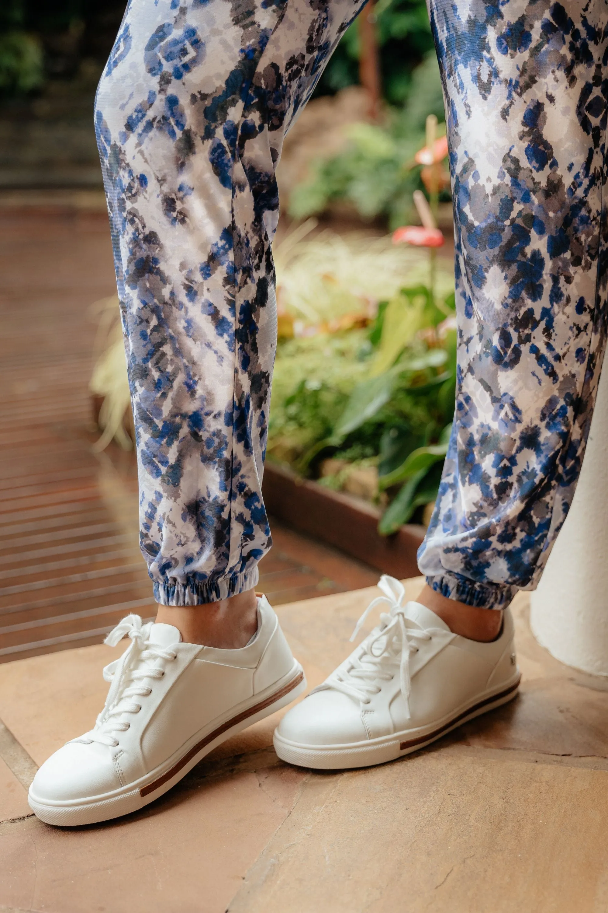Jogger Pants Indigo Abstract