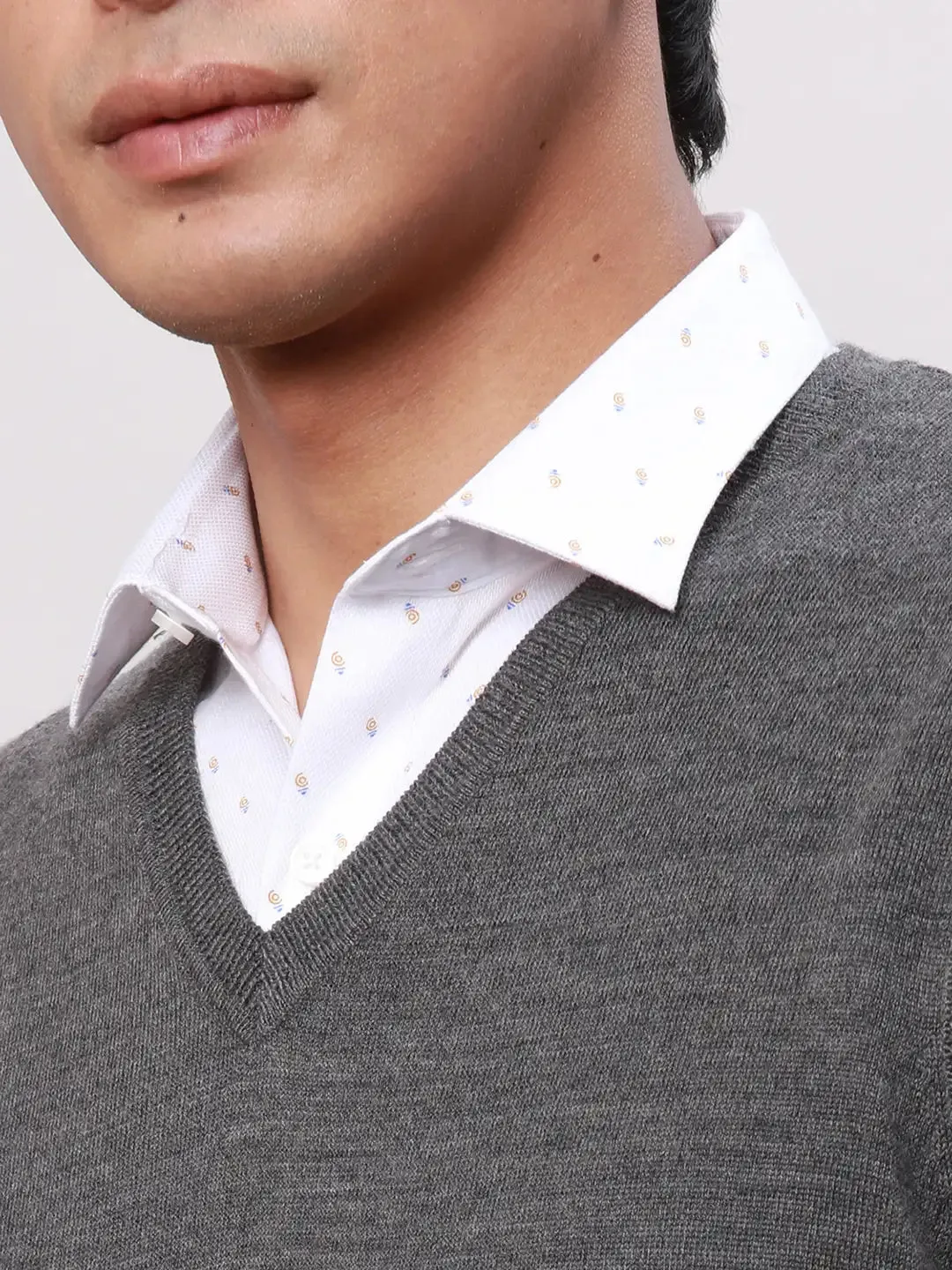 Park Avenue Men Grey Solid Regular Wool Blend Sleeveless V Neck Sweaters
