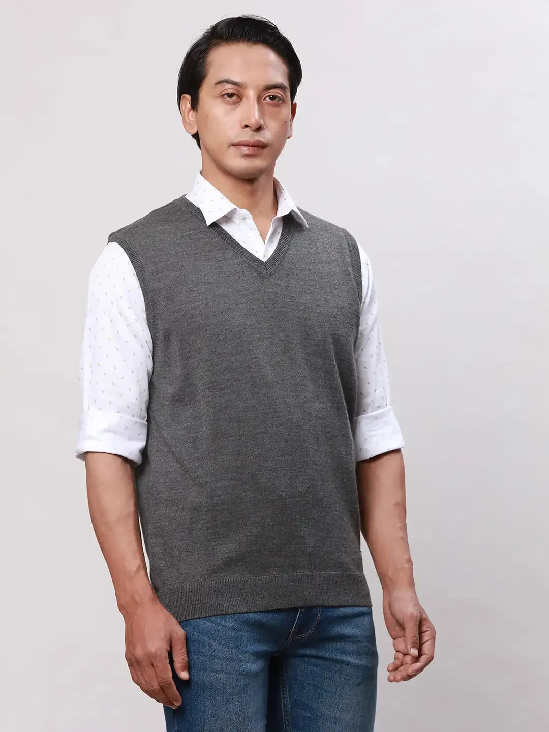 Park Avenue Men Grey Solid Regular Wool Blend Sleeveless V Neck Sweaters