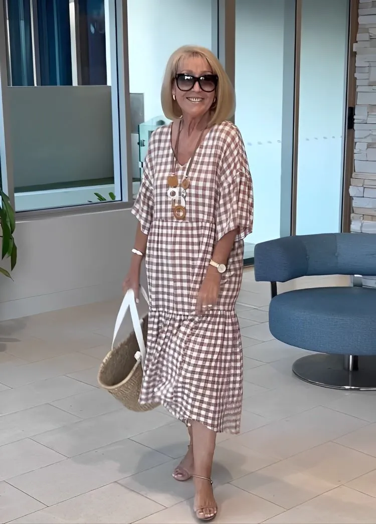 Plus Size New V-neck classic plaid dress
