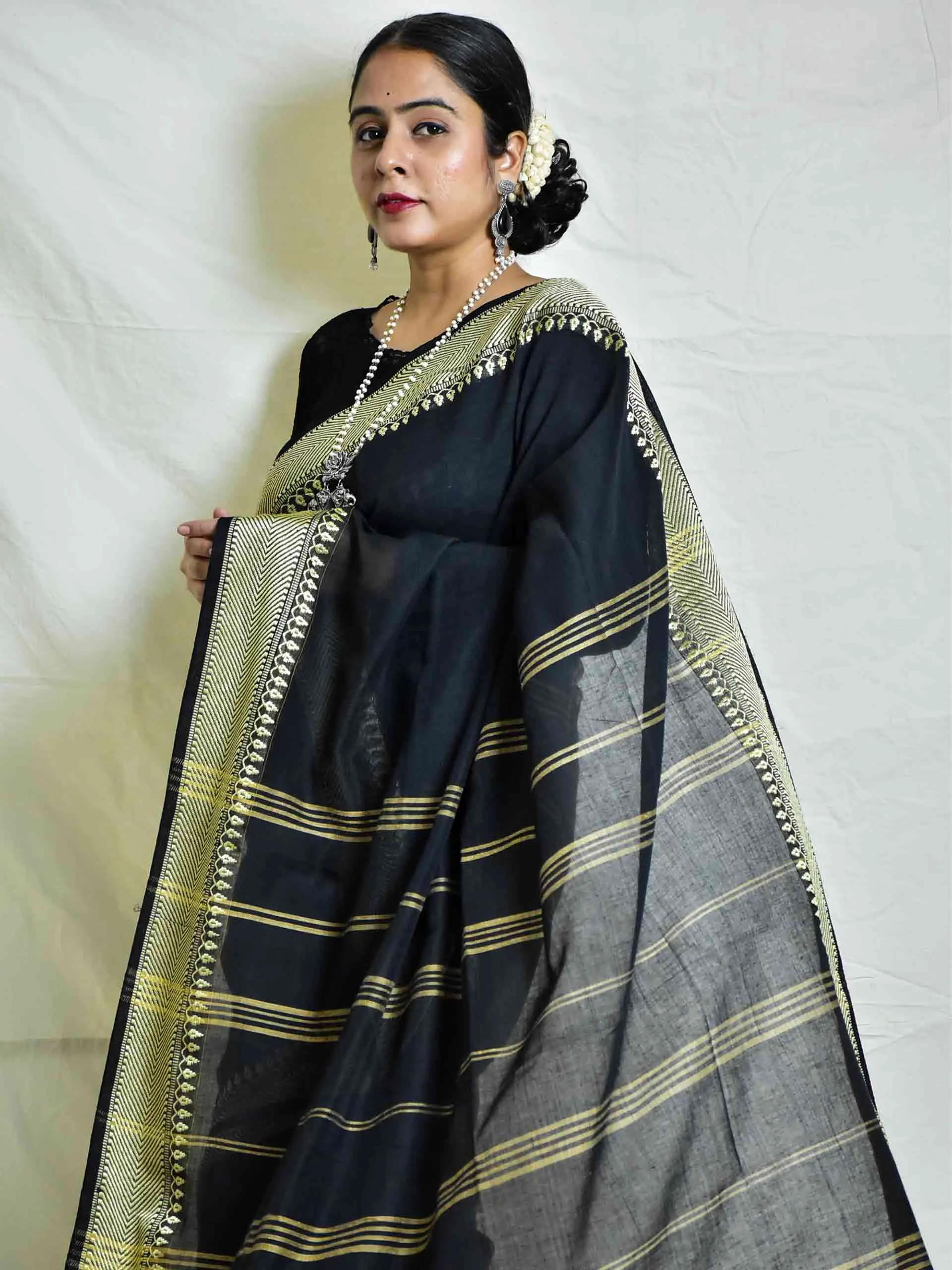 siyaahi - cotton saree with woven border