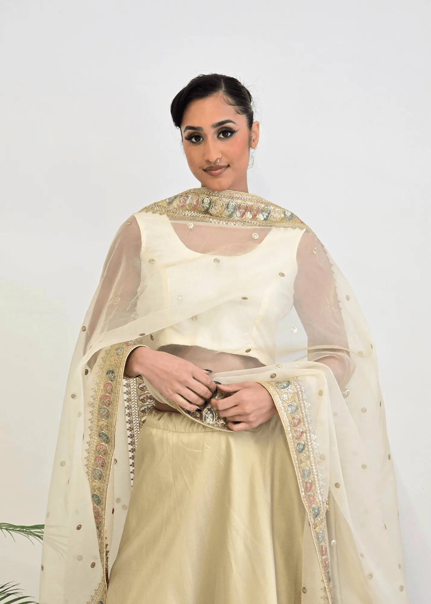 The NB Cream Sleeveless Silk Blouse (4-24)