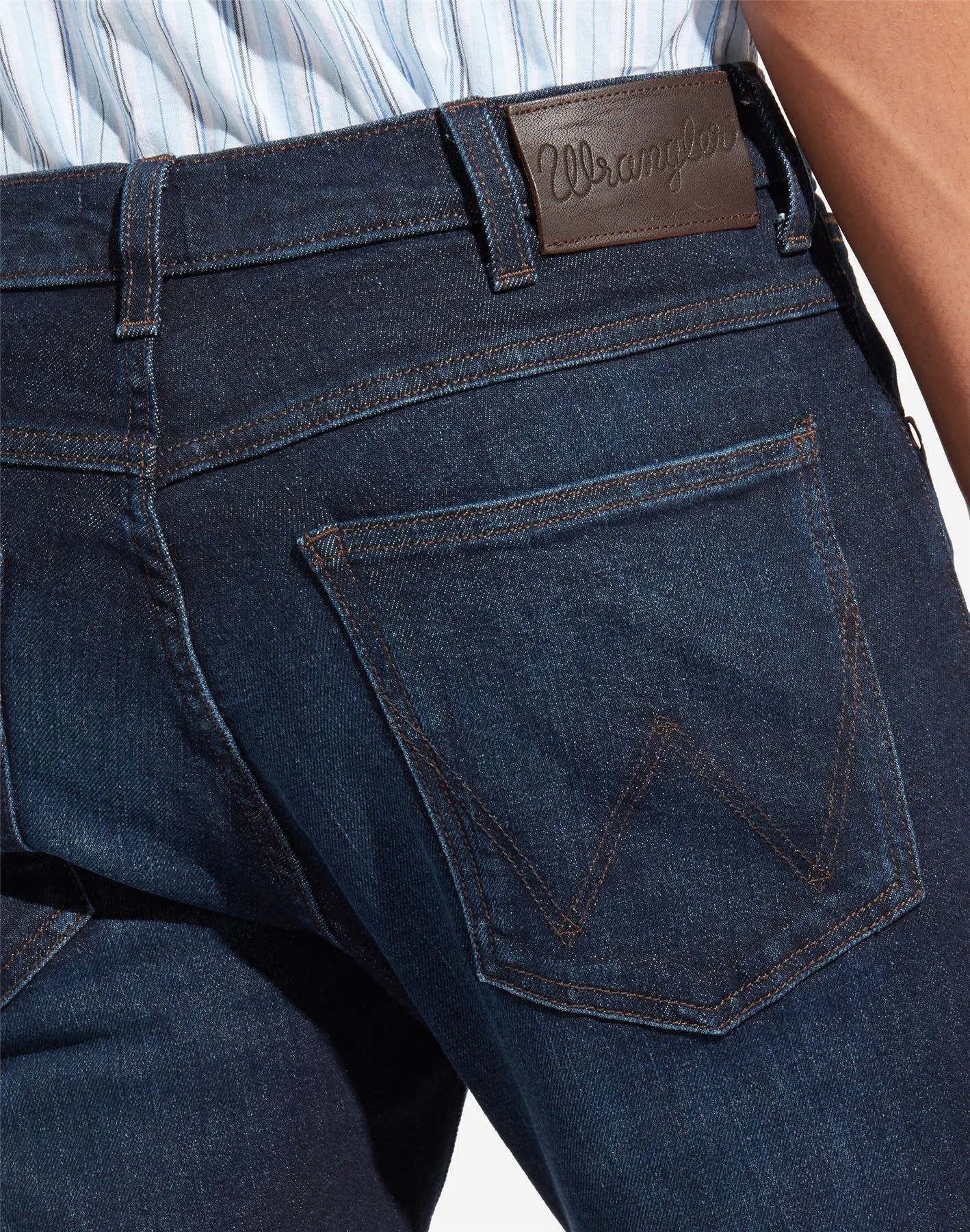 Wrangler Men's Arizona Stretch Straight Leg Trousers/Jeans Waist 34 - 48, Multiple Styles